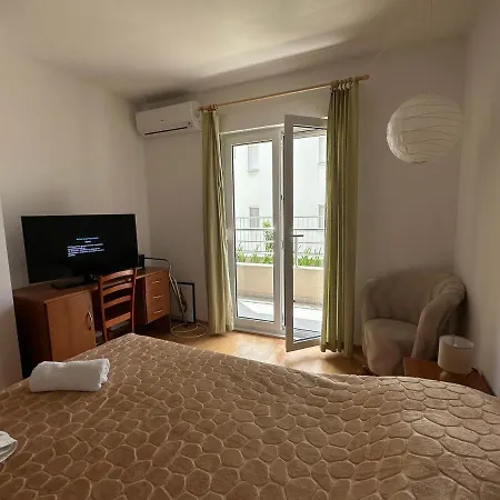 Aurora Luxury