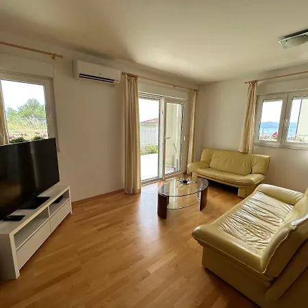 Aurora Luxury *