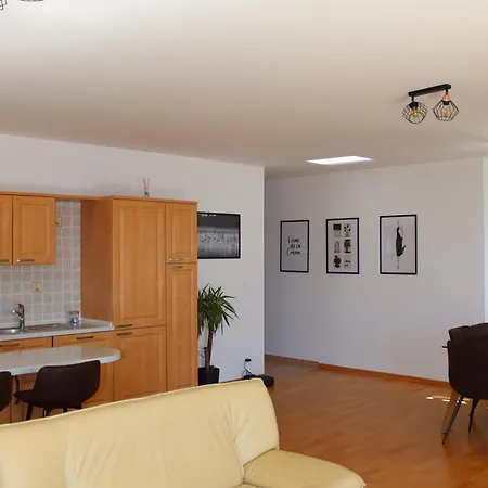 Aurora Luxury Apartment